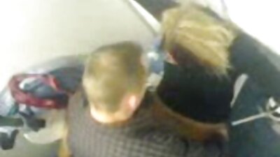 AJ Applegate nemu mudhun lan reged karo jago ireng