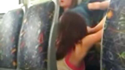 Raven cah wadon menehi jotosan proyek cedhak kamera