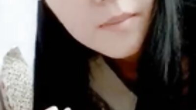 Ratu saru pirang paling apik Bridgette B menehi footjob apik banget