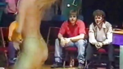 Sawise kang pindho penetrated cah ayu polishes loro pitik jago karo dheweke tutuk